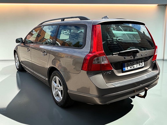 Volvo V70 6 of 15