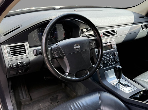 Volvo V70 14 of 15