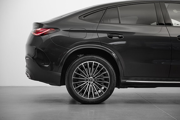 Mercedes-Benz GLC300 de 16 of 25