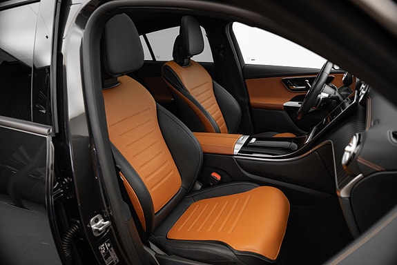 Mercedes-Benz GLC300 de 20 of 25