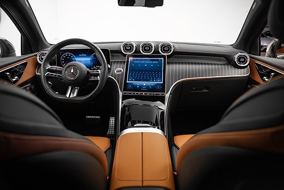 Mercedes-Benz GLC300 de 15 of 25