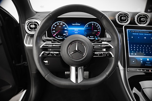 Mercedes-Benz GLC300 de 12 of 25