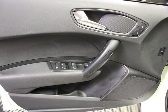 Audi A1 7 of 16