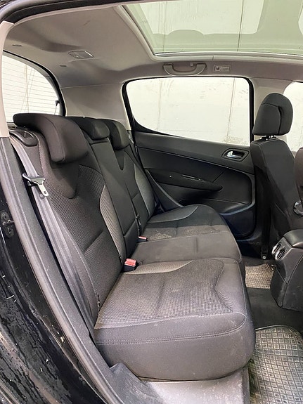 Peugeot 308 11 of 12