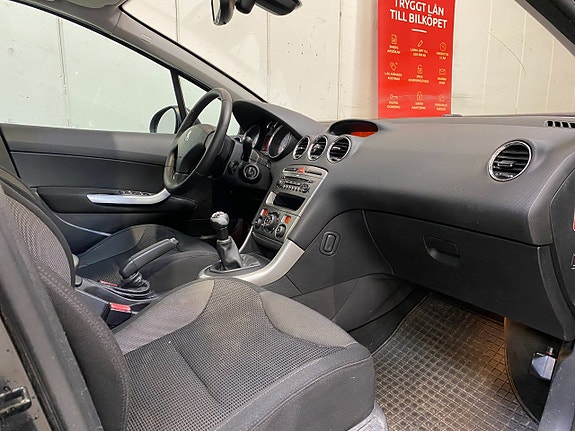 Peugeot 308 9 of 12