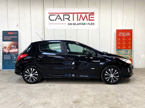 Peugeot 308 4 of 5