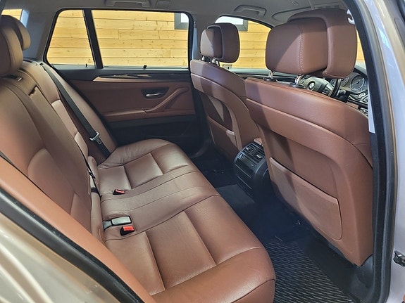 BMW 525d 18 of 23