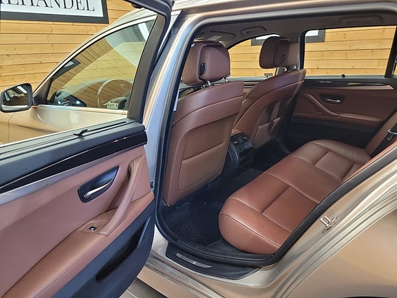 BMW 525d 15 of 23