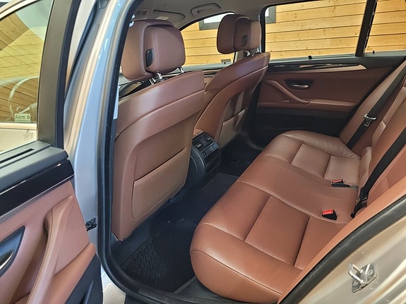 BMW 525d 16 of 23