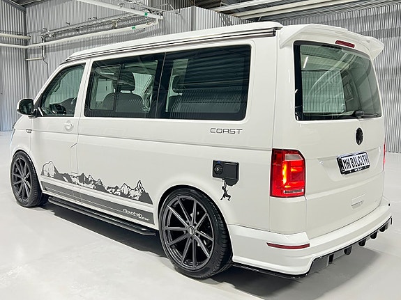 Volkswagen California 14 of 30