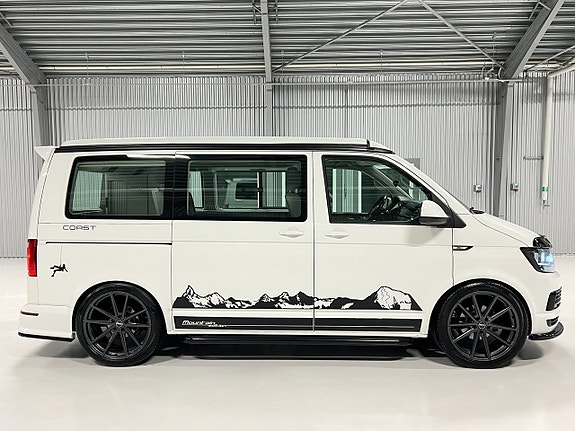 Volkswagen California 5 of 30