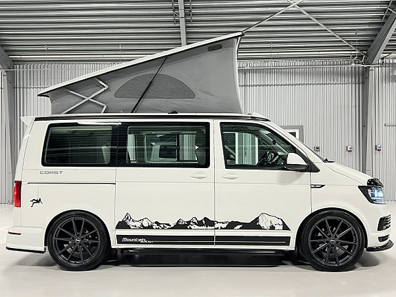 Volkswagen California 4 of 30