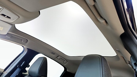 Nissan Leaf 13 of 17