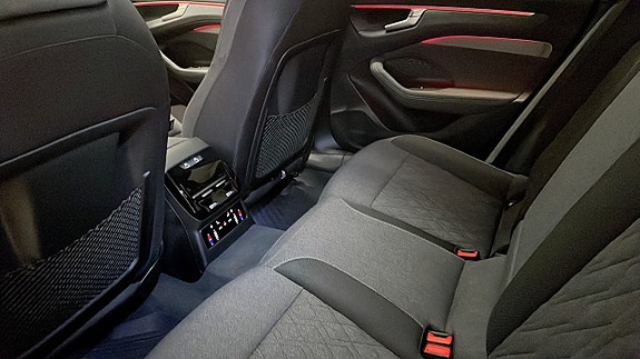 Audi A6 13 of 15