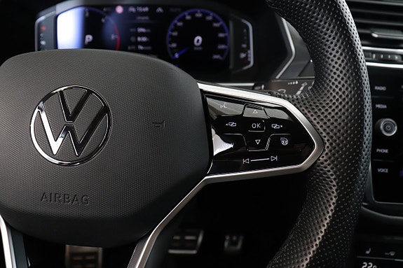 Volkswagen Tiguan Allspace 15 of 21