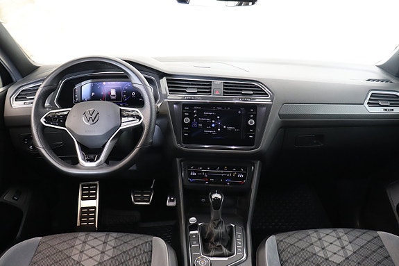 Volkswagen Tiguan Allspace 4 of 5