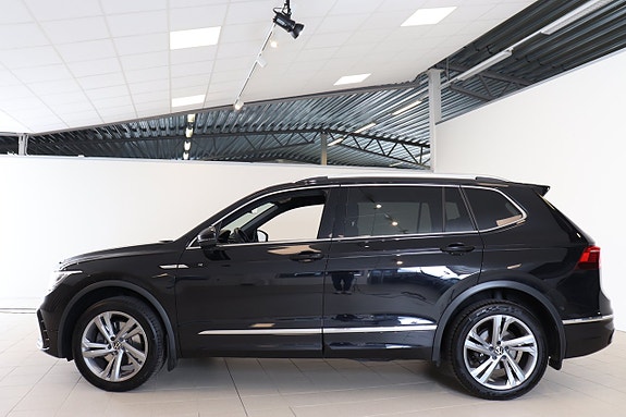 Volkswagen Tiguan Allspace 3 of 5