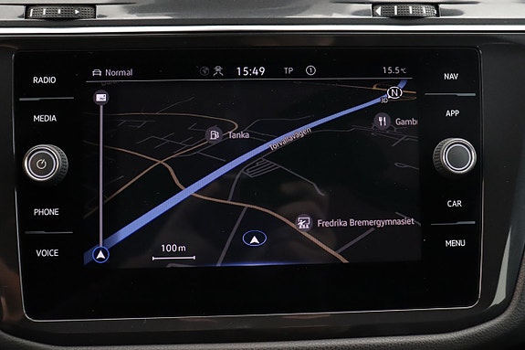 Volkswagen Tiguan Allspace 12 of 21