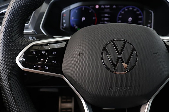 Volkswagen Tiguan Allspace 16 of 21