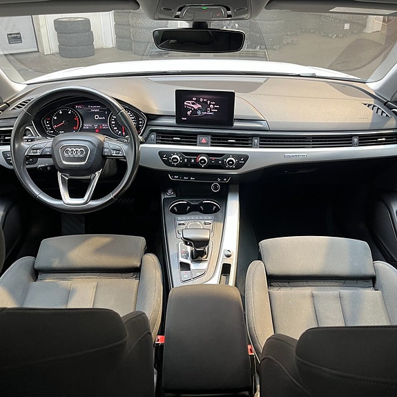 Audi A4 allroad 10 of 13