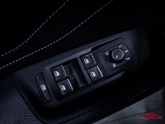 Volkswagen Passat Alltrack 29 of 29