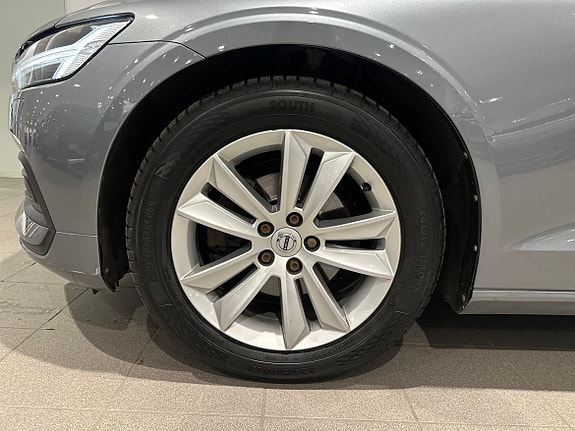Volvo V60 5 of 5