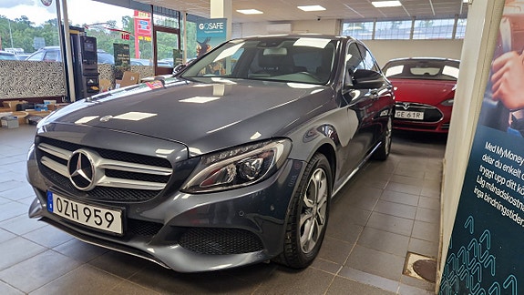 Mercedes-Benz C220 d 5 of 5