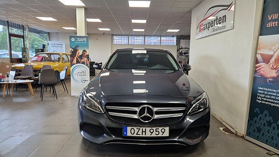 Mercedes-Benz C220 d 4 of 5