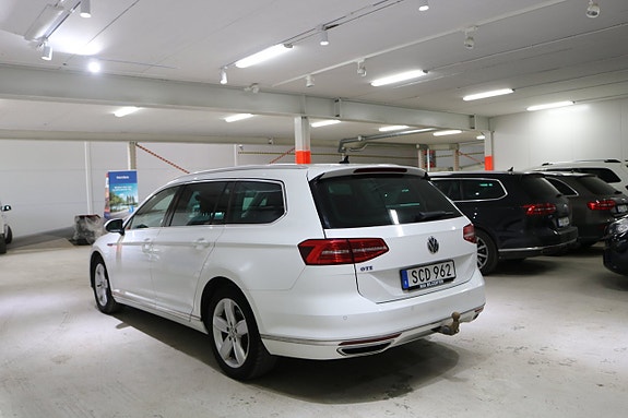 Volkswagen Passat 5 of 5