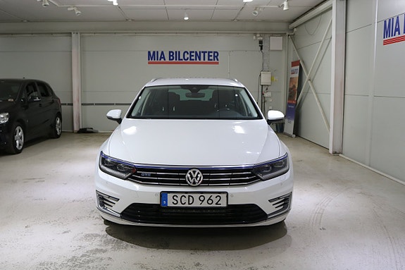 Volkswagen Passat 4 of 5