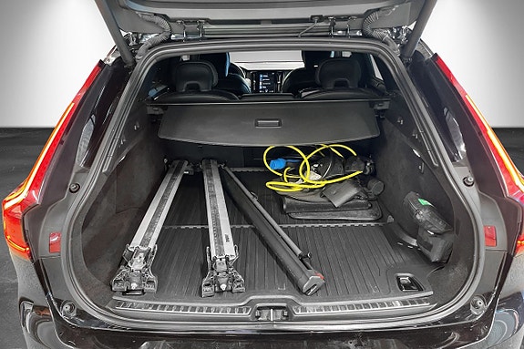 Volvo V90 8 of 23