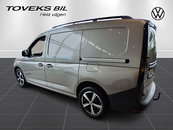 Volkswagen Caddy Maxi 3 of 5