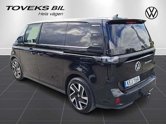 Volkswagen ID. Buzz 3 of 5