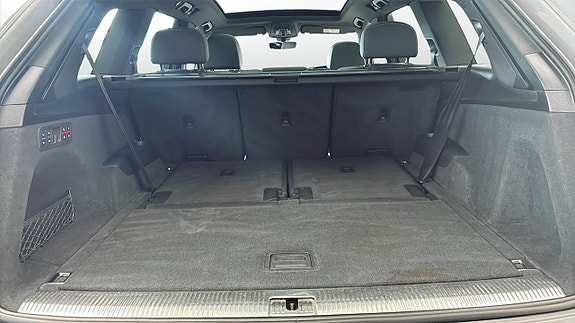 Audi Q7 13 of 13