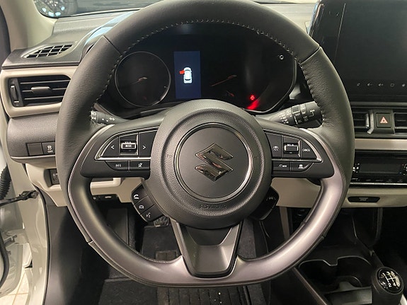 Suzuki Swift 9 of 18