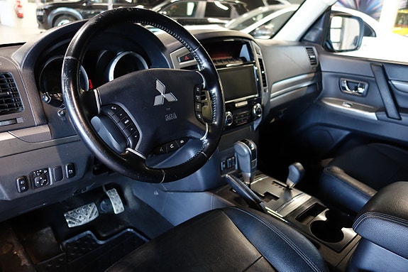 Mitsubishi Pajero 5 of 5