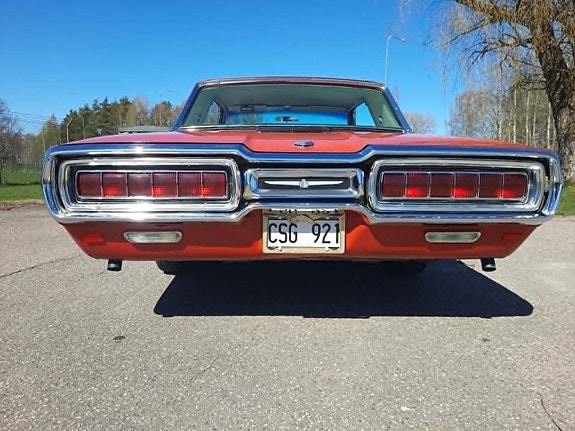 Ford Thunderbird 5 of 27
