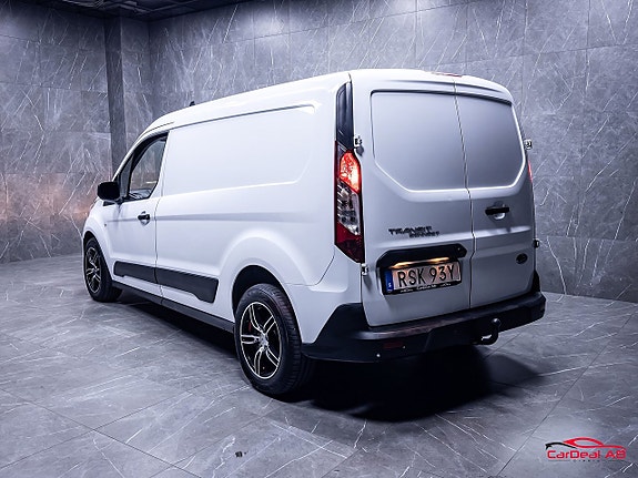Ford Transit Connect 5 of 5