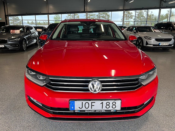 Volkswagen Passat 8 of 22