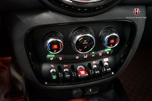MINI Clubman Cooper S 19 of 21
