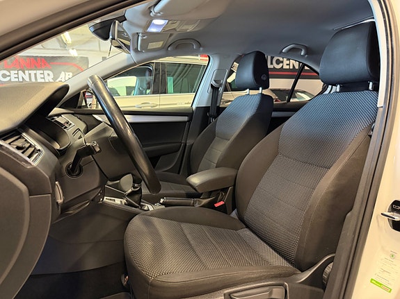 Skoda Octavia 15 of 22