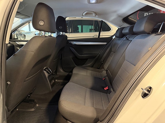 Skoda Octavia 21 of 22