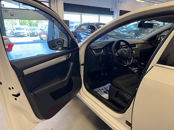 Skoda Octavia 8 of 22