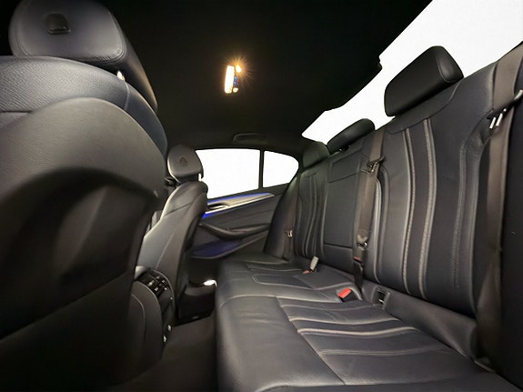 BMW 520d 25 of 30