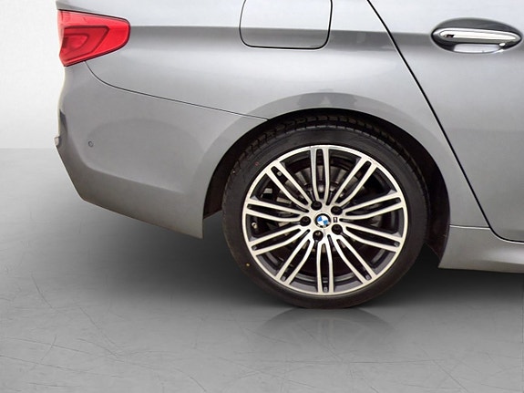 BMW 520d 30 of 30