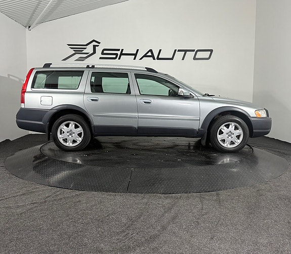 Volvo XC70 4 of 5