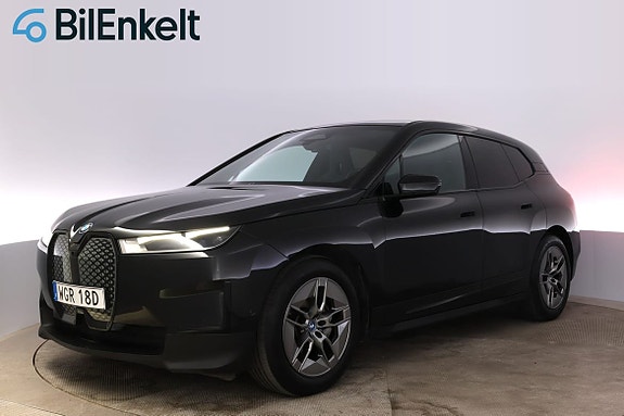 BMW iX 4 of 5