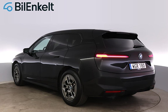 BMW iX 6 of 30