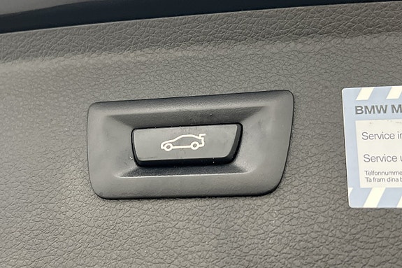BMW 225xe 29 of 30