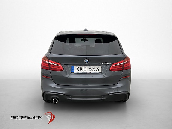 BMW 225xe 5 of 5